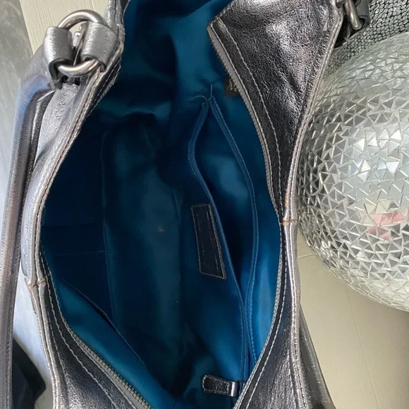 COACH DARK SILVER METALLIC BAG - Picture 5 of 8